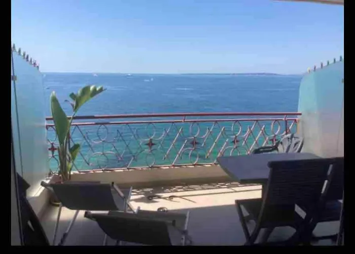 Sea Front In Juan-les-pins *