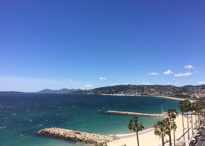 Sea Front In Juan-les-pins Lejlighed Antibes