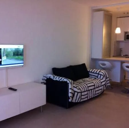 Apartment Sea Front In Juan-les-pins *