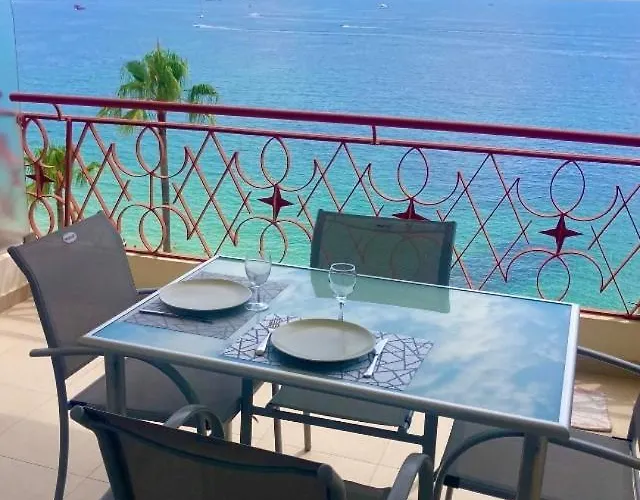 Sea Front In Juan-les-pins אנטיב